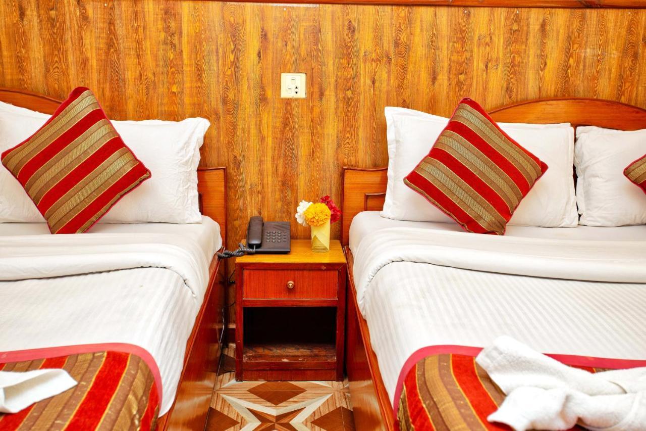 Hotel Grand Holiday Ποκάρα Εξωτερικό φωτογραφία